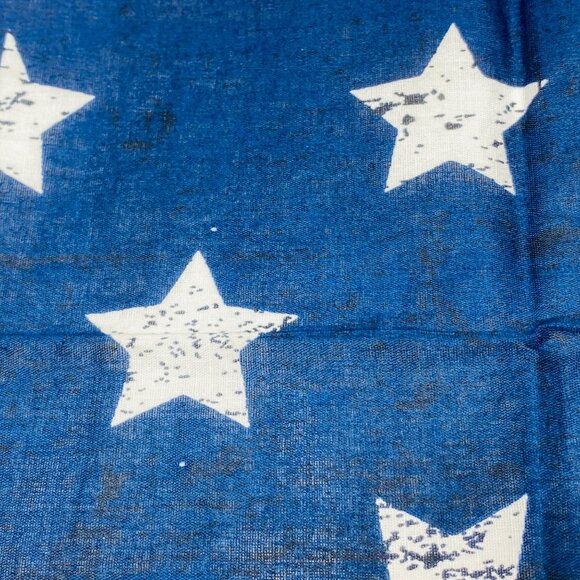 Patriotic Red White & Blue Bandana 100% Cotton Stars & Zigzag Print  Square - Picture 9 of 12